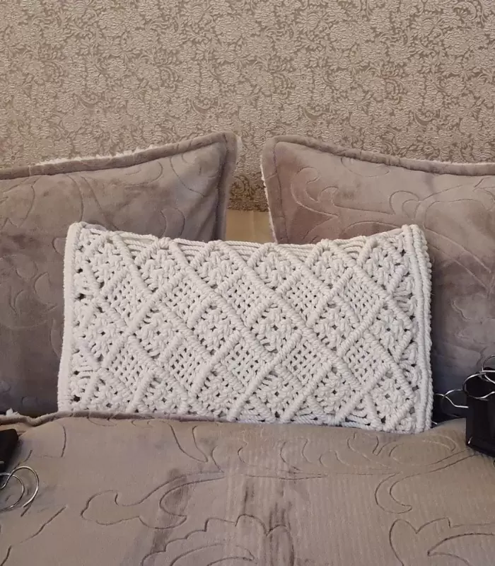 Macrame cushion 3 - Image 4