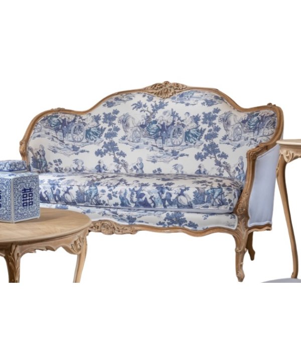 Blunood sofa