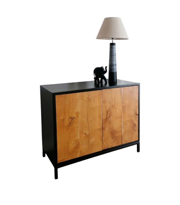 Raw cabinet
