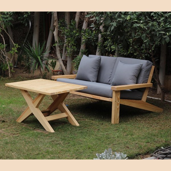Italic table