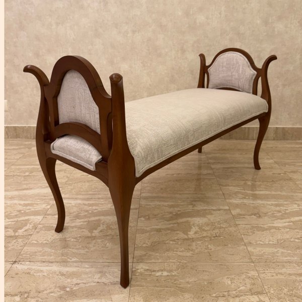 Deara banquette