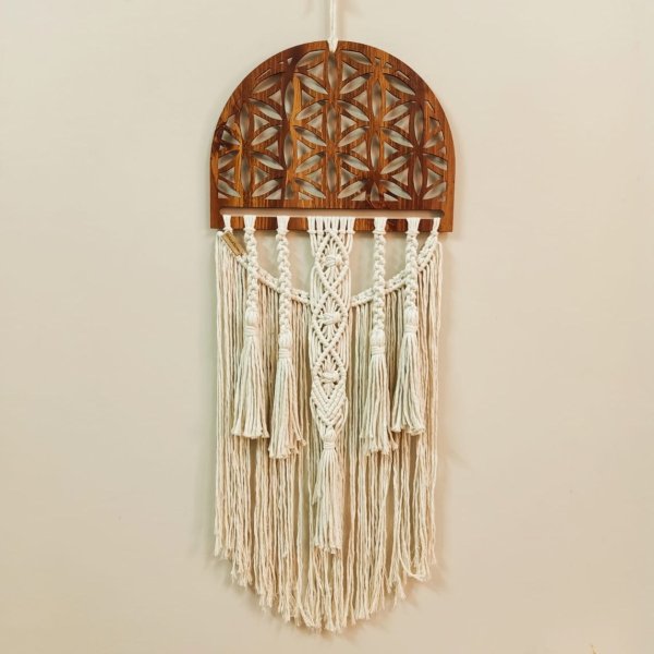 Flory wall macrame