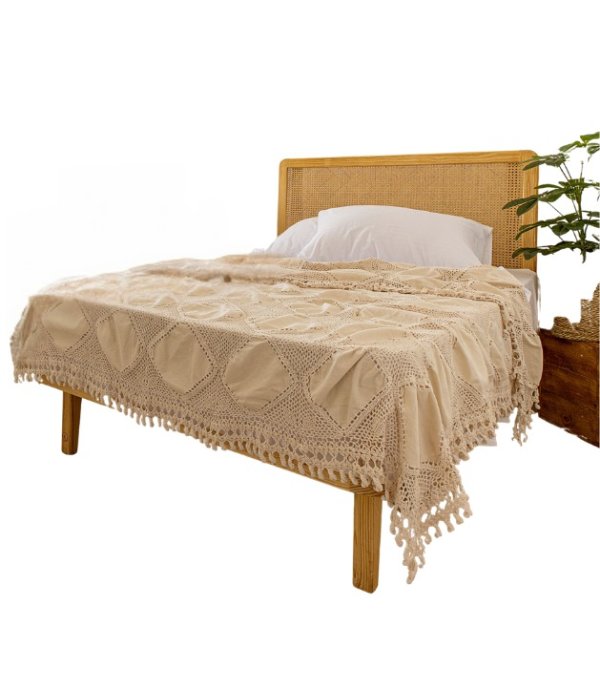 Canne pine bed